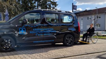 Opel Combo XL mit Rollstuhltransport